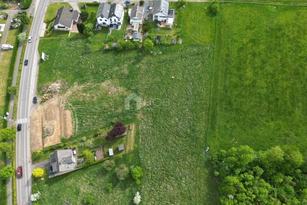 Grundstück zu verkaufen in Reisdorf