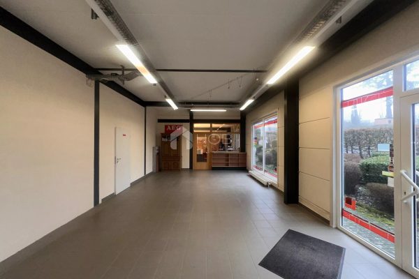 Commerce en vente à Eschdorf