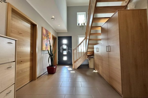 Haus zu verkaufen in Hupperdange