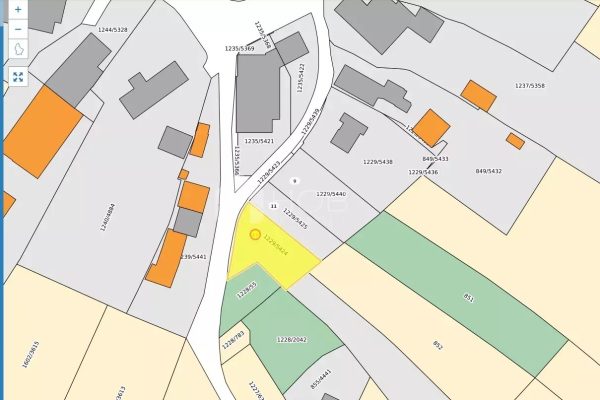 Grundstück zu verkaufen in Lieler