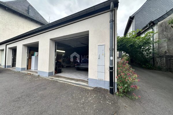 Locaux d'activité / Entrepôts en vente à Troisvierges