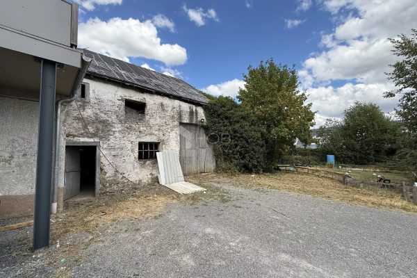 Locaux d'activité / Entrepôts en location à Heinerscheid