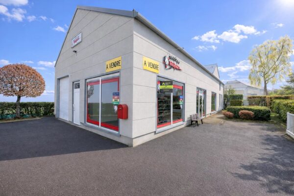 Commerce en vente à Eschdorf