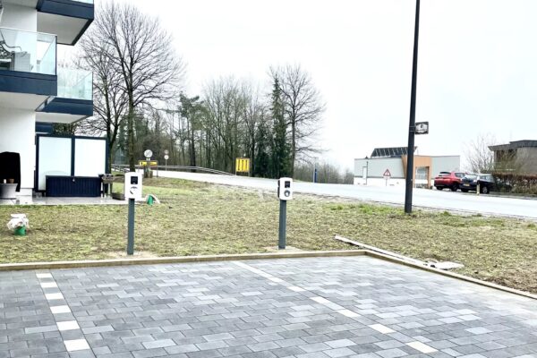 Garage / Parking en vente à Weiswampach
