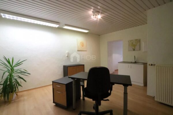 Büro zu vermieten in Weiswampach